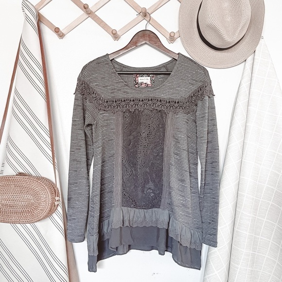 Anthropologie Meadow Rue Gray Crochet Front Sweater - Picture 1 of 3
